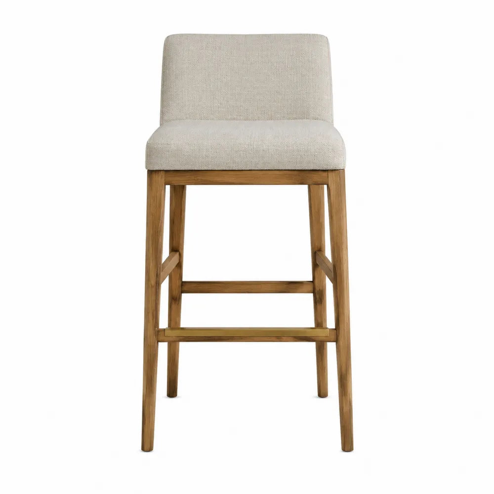 Tabouret de bar avec dossier rembourré assise rectangulaire tissu polyester beige structure en hévéa massif chêne clair repose-pieds laiton 45 cm x 54 cm x 108 cm